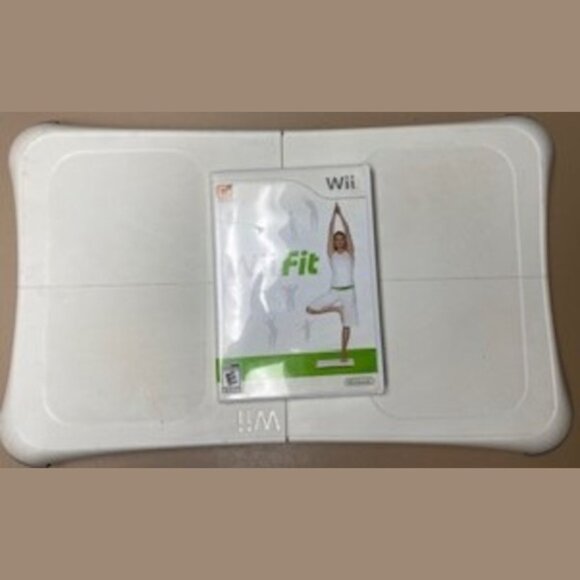WII console bundle w/Balance Board and games - Picture 3 of 9